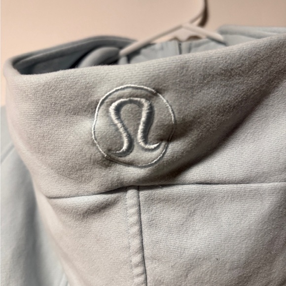 Lululemon Scuba Oversized Full-Zip Hoodie - Picture 10 of 11